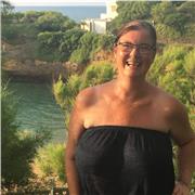Dynamic Scottish lady who lives to talk and communicate!